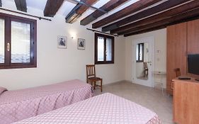 Casa Del Melograno